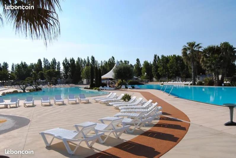 Camping Carabasse Vias Plage. Exterior foto